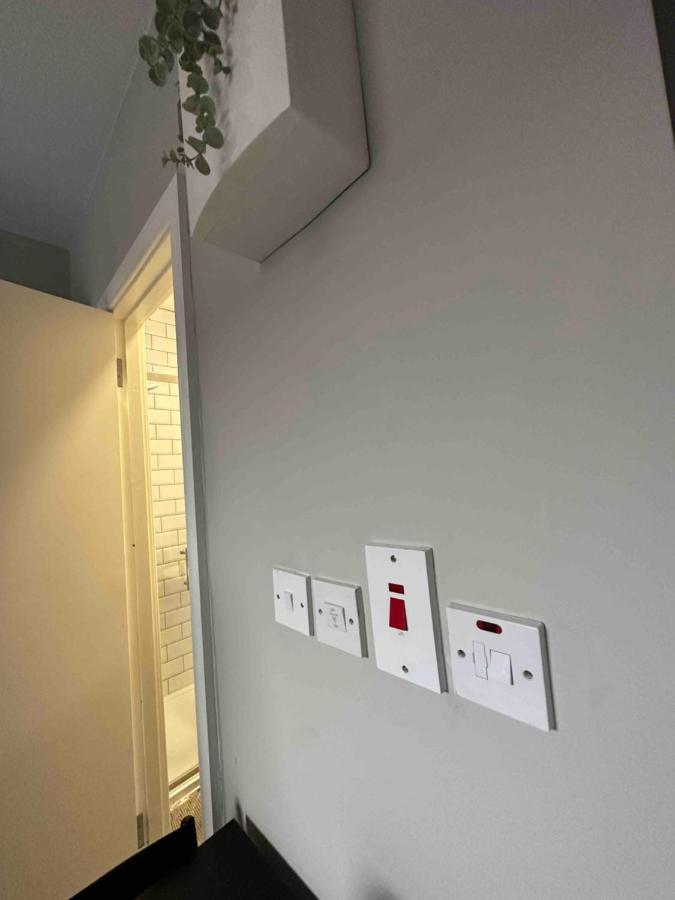 都柏林Private Cosy Studio - A1 Location公寓 外观 照片